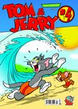 Στο Tom & Jerry 4, o Τζέρι μαζί με τον ξάδερφο του Τάφι και τον Τομ, καταφέρνουν με το κυνηγητό και τις γκάφες τους να κάνουν άνω-κάτω μία ολόκληρη παραλία, καθώς χειμώνα-καλοκαίρι δεν σταματούν να τσακώνονται. Επίσης, ο Τομ προσπαθεί με διάφορα θεμιτά (και αθέμιτα) μέσα να θεραπεύσει τον Τζέρι που υπνοβατεί… Θα τα καταφέρει άραγε;
